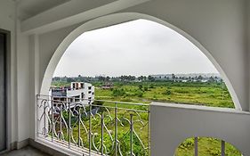 Super Hotel O J M T Upasana